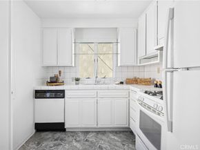 1510 W Oceanfront, Newport Beach CA 92663