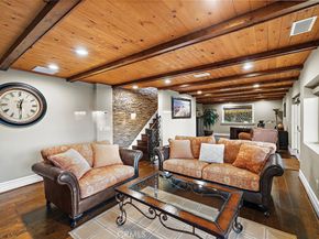 1542 La Loma, North Tustin CA 92705