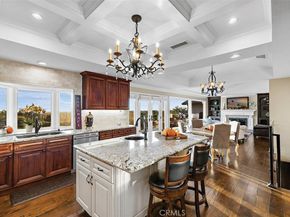 1542 La Loma, North Tustin CA 92705