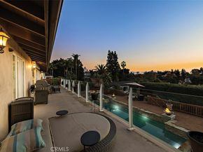 1542 La Loma, North Tustin CA 92705