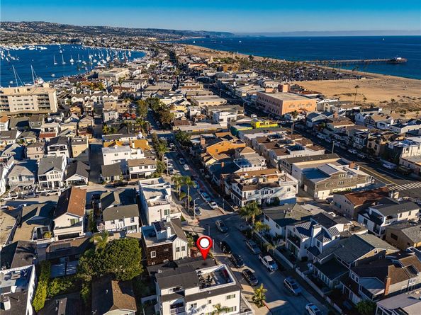 122 E Bay Avenue, Newport Beach CA 92661