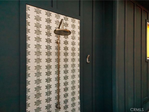 122 E Bay Avenue, Newport Beach CA 92661