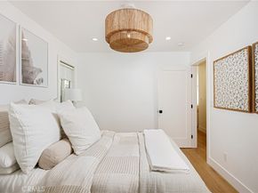 122 E Bay Avenue, Newport Beach CA 92661