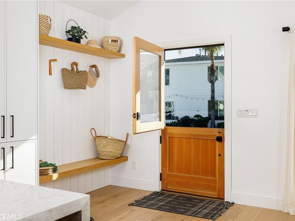 122 E Bay Avenue, Newport Beach CA 92661