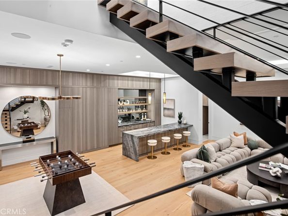 304 Poppy Ave, Corona Del Mar CA 92625