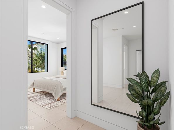 304 Poppy Ave, Corona Del Mar CA 92625