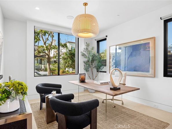 304 Poppy Ave, Corona Del Mar CA 92625