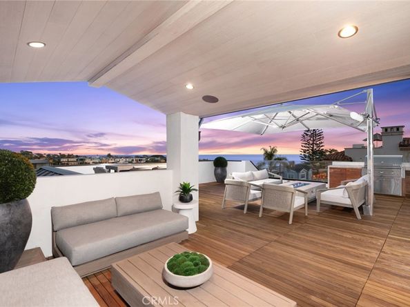 304 Poppy Ave, Corona Del Mar CA 92625