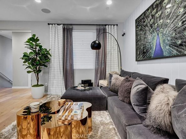 330 Ford Road, Costa Mesa CA 92627