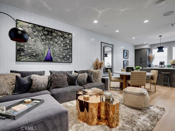 330 Ford Road, Costa Mesa CA 92627