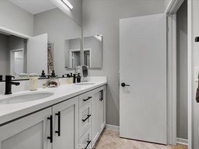 330 Ford Road, Costa Mesa CA 92627