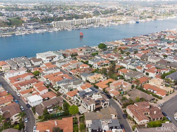 207 Via Eboli, Newport Beach CA 92663