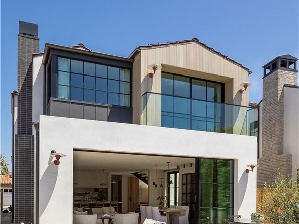 207 Via Eboli, Newport Beach CA 92663