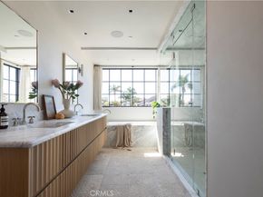 207 Via Eboli, Newport Beach CA 92663