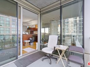 1155 S Grand Avenue 817, Los Angeles CA 90015