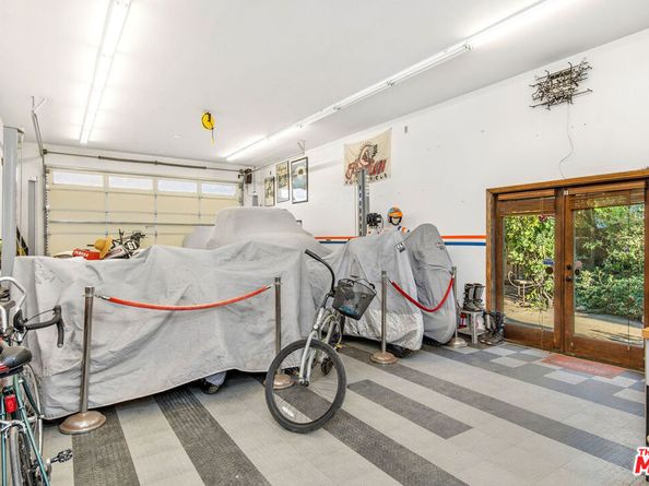 4016 East Boulevard, Los Angeles CA 90066