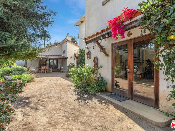 4016 East Boulevard, Los Angeles CA 90066