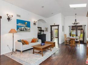 4016 East Boulevard, Los Angeles CA 90066