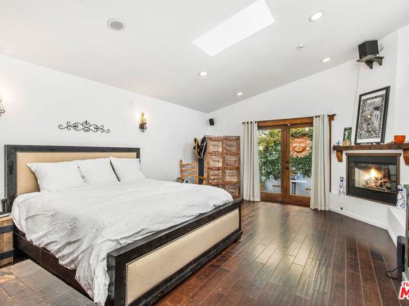 4016 East Boulevard, Los Angeles CA 90066
