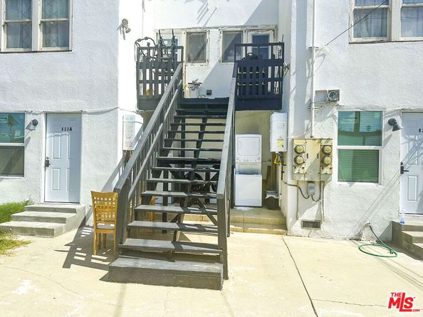 831 N Heliotrope Drive, Los Angeles CA 90029