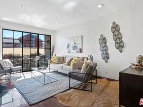 2307 S Bentley Avenue 2, Los Angeles CA 90064