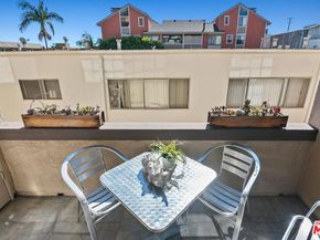 2307 S Bentley Avenue 2, Los Angeles CA 90064