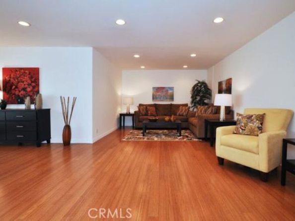 4407 Francis Avenue 305, Los Angeles CA 90005
