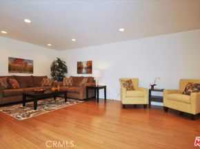 4407 Francis Avenue 305, Los Angeles CA 90005