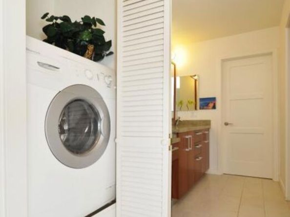 4407 Francis Avenue 305, Los Angeles CA 90005