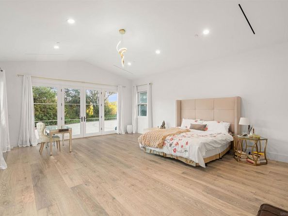 16947 Avenida Luis, Rancho Santa Fe CA 92067