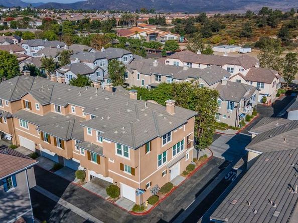 1613 Yellow Pine Pl, Chula Vista CA 91915