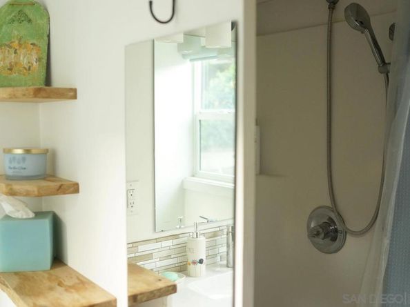 20135 Elm Ln, Escondido CA 92029