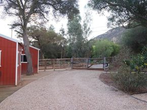 20135 Elm Ln, Escondido CA 92029