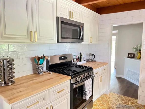 20135 Elm Ln, Escondido CA 92029