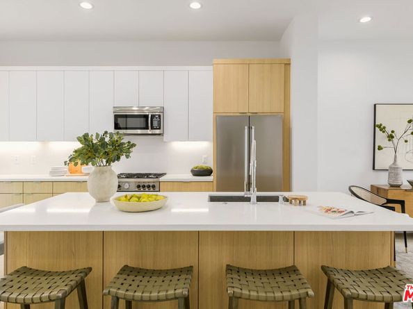 6121 Marbella Place, Los Angeles CA 90038