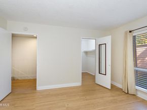 27448 Country Glen Road, Agoura Hills CA 91301