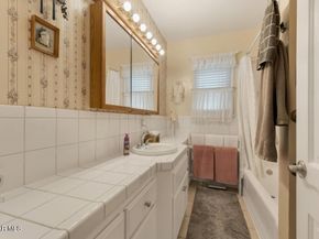 1936 N Rose Street, Burbank CA 91505