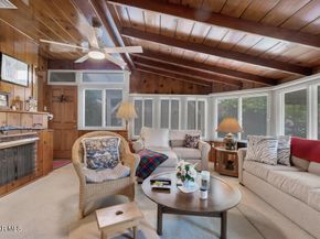 1936 N Rose Street, Burbank CA 91505