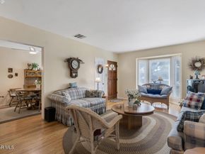 1936 N Rose Street, Burbank CA 91505