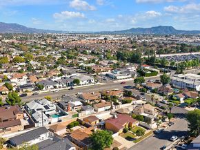 7639 Whitsett Avenue, North Hollywood CA 91605