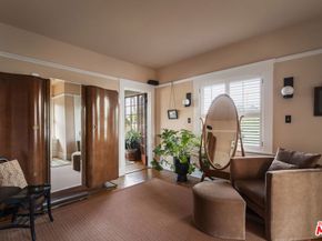 2102 W 24th Street, Los Angeles CA 90018