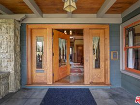 2102 W 24th Street, Los Angeles CA 90018