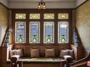 2102 W 24th Street, Los Angeles CA 90018