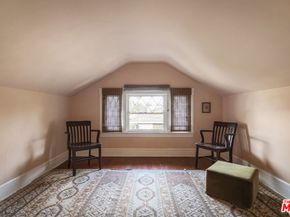 2102 W 24th Street, Los Angeles CA 90018