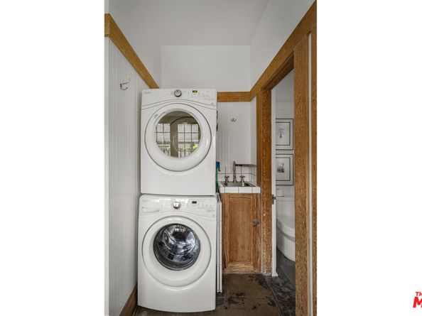 2102 W 24th Street, Los Angeles CA 90018