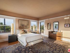 2102 W 24th Street, Los Angeles CA 90018