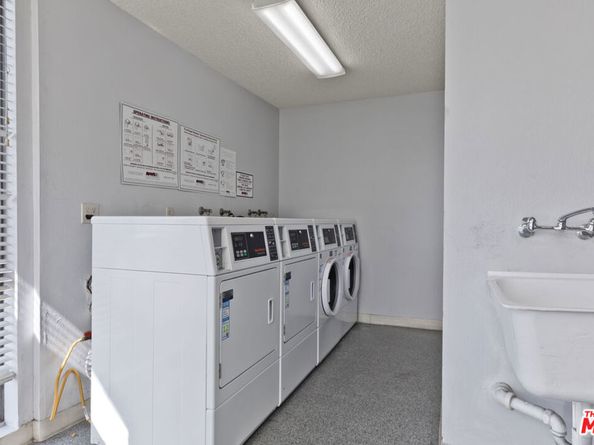8530 Holloway Drive 315, West Hollywood CA 90069