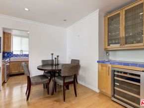 8530 Holloway Drive 315, West Hollywood CA 90069