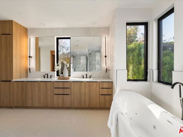 5675 Calpine Drive, Malibu CA 90265