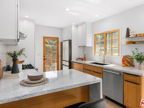 617 Micheltorena Street, Los Angeles CA 90026